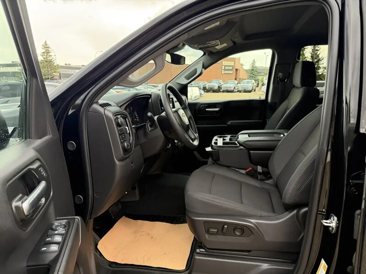 Chevrolet Silverado 1500 photo Chevrolet Silverado 1500