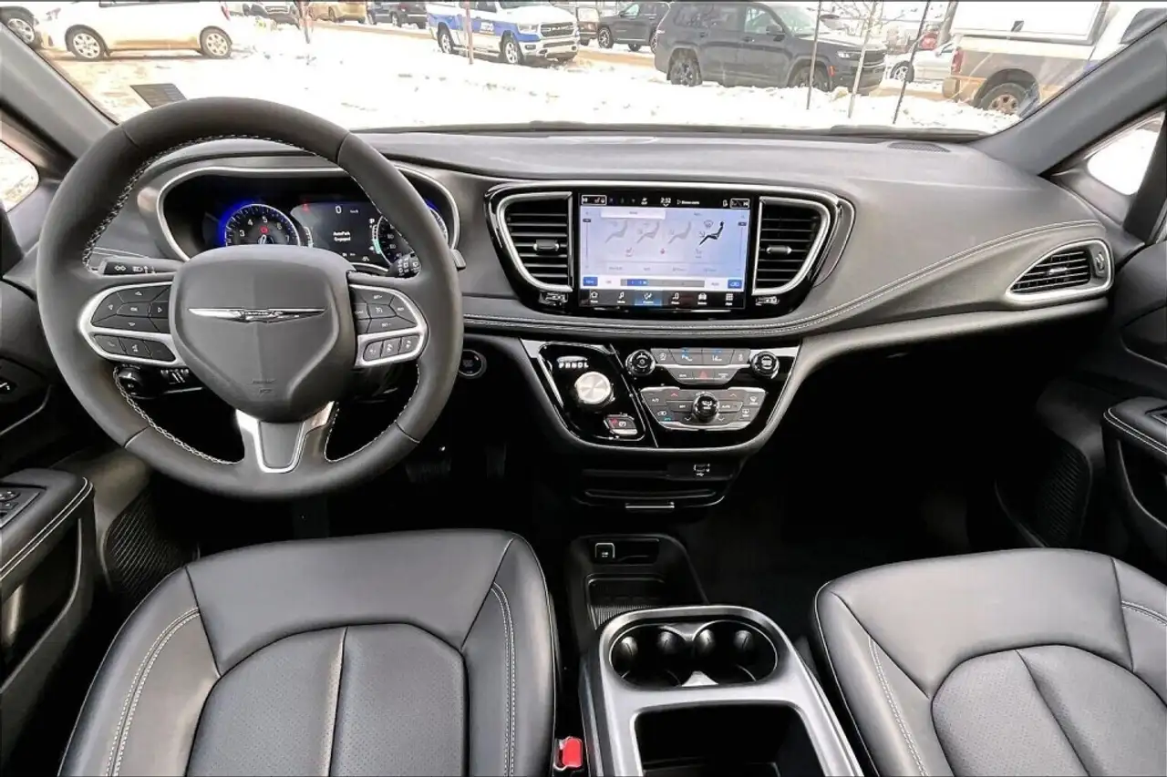 Chrysler Pacifica fotografie Chrysler Pacifica