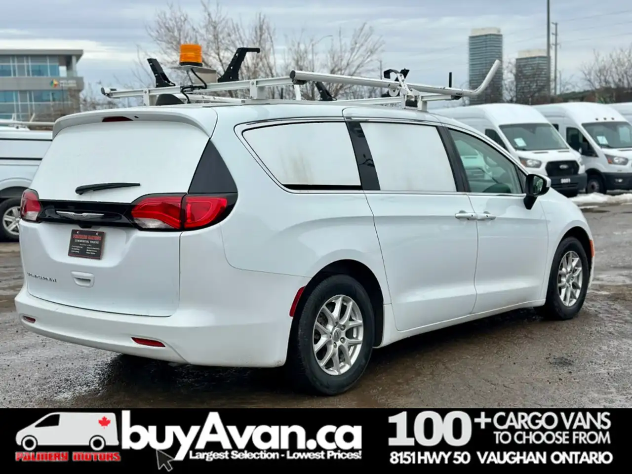 Chrysler Grand Caravan снимка Chrysler Grand Caravan