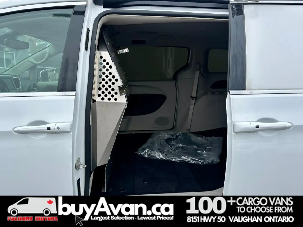 Chrysler Grand Caravan снимка Chrysler Grand Caravan