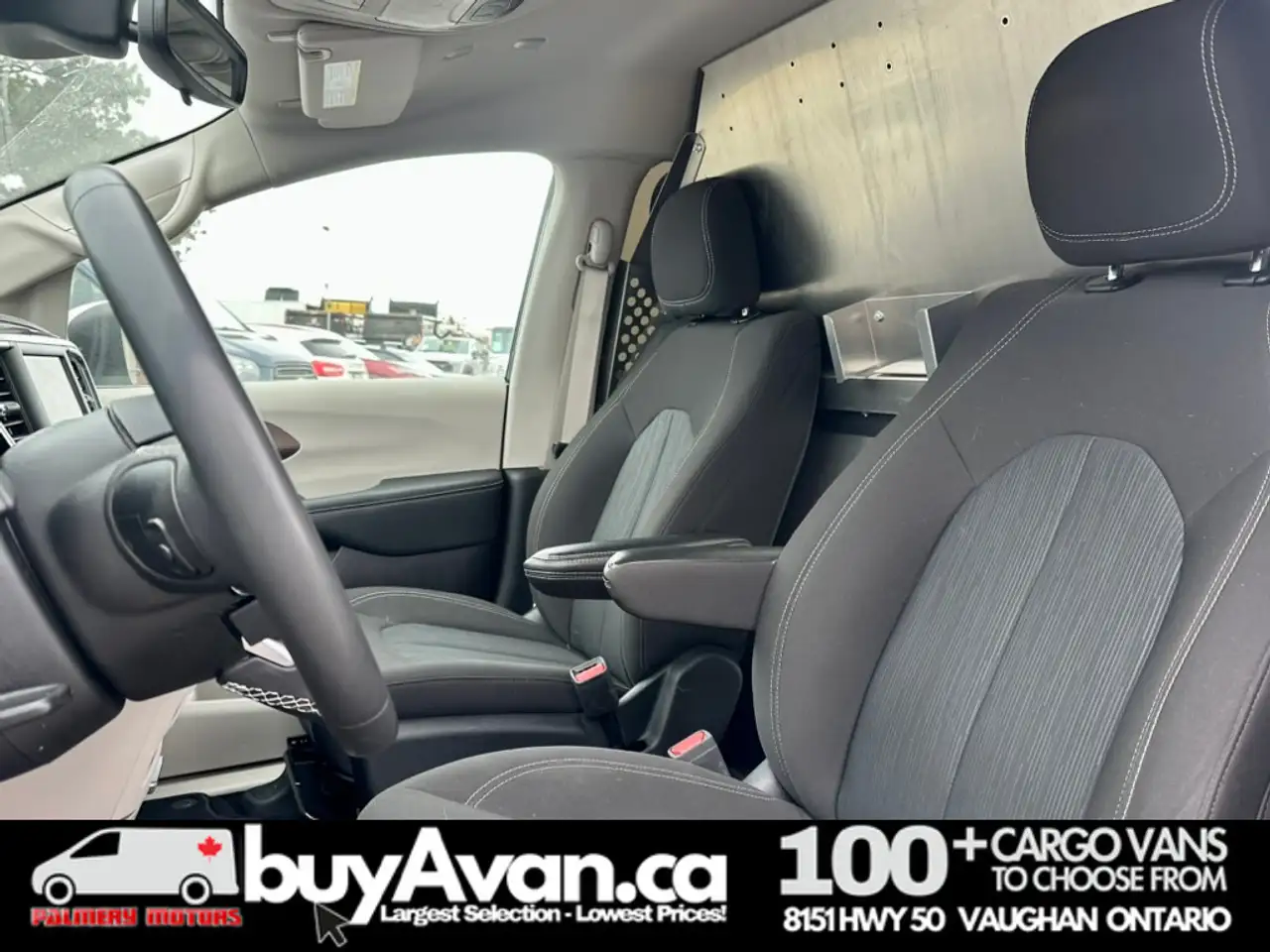 Chrysler Grand Caravan снимка Chrysler Grand Caravan