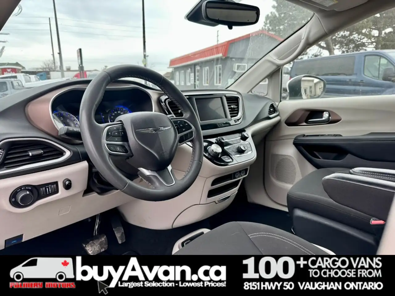 Chrysler Grand Caravan снимка Chrysler Grand Caravan