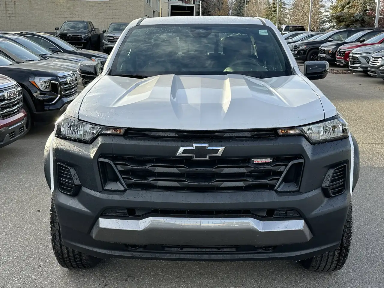 Chevrolet Colorado снимка Chevrolet Colorado