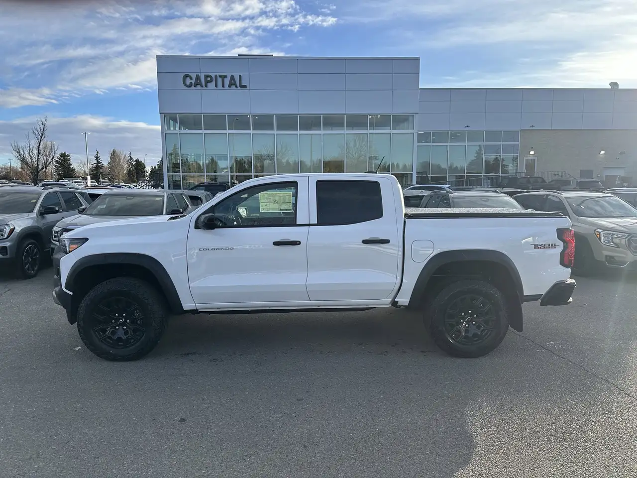 Chevrolet Colorado снимка Chevrolet Colorado