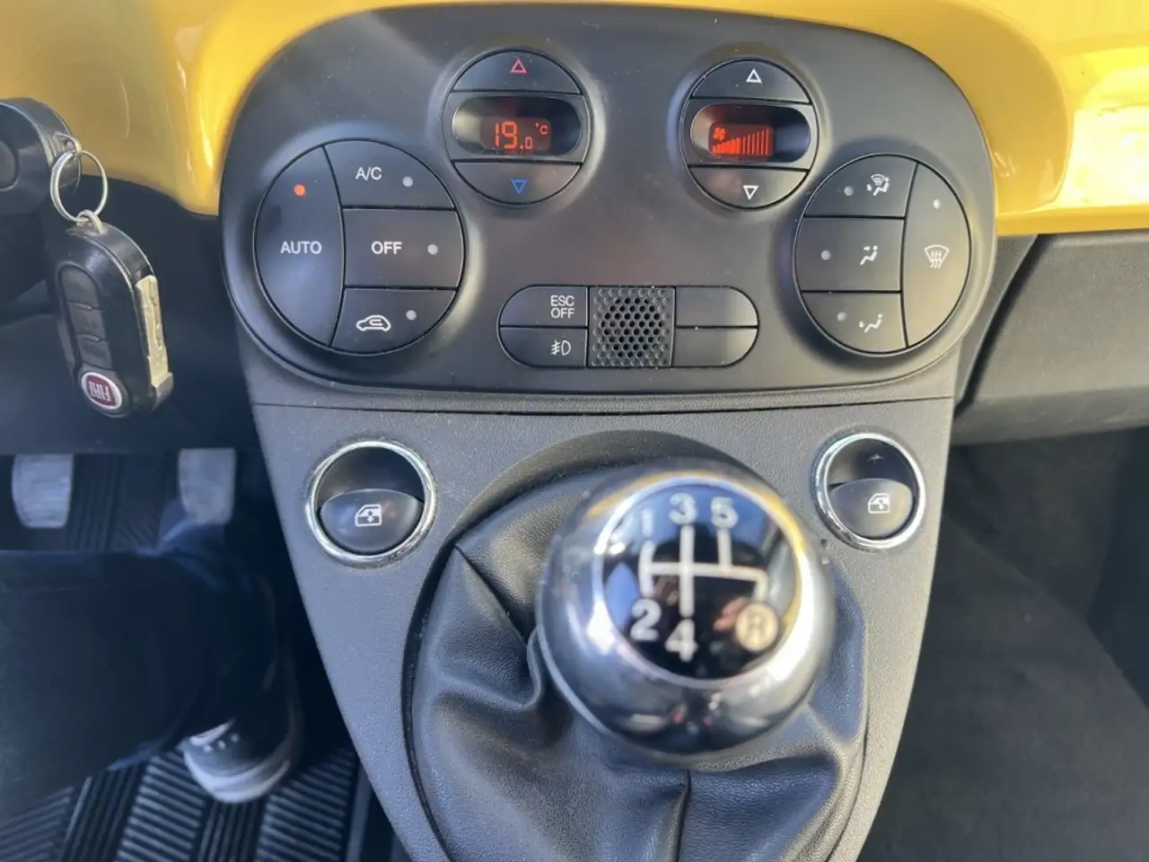 Fiat 500 снимка Fiat 500