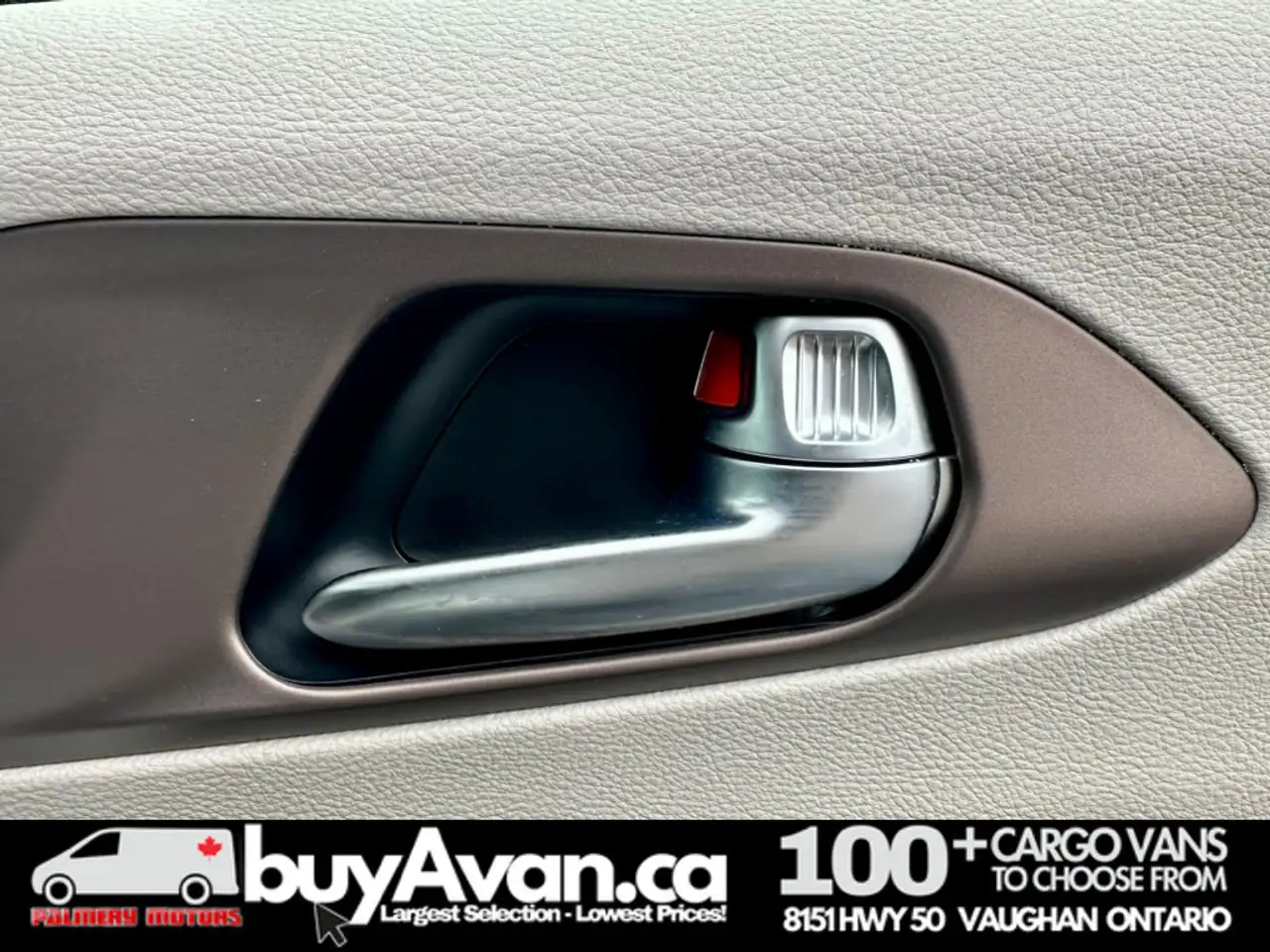 Chrysler Grand Caravan снимка Chrysler Grand Caravan