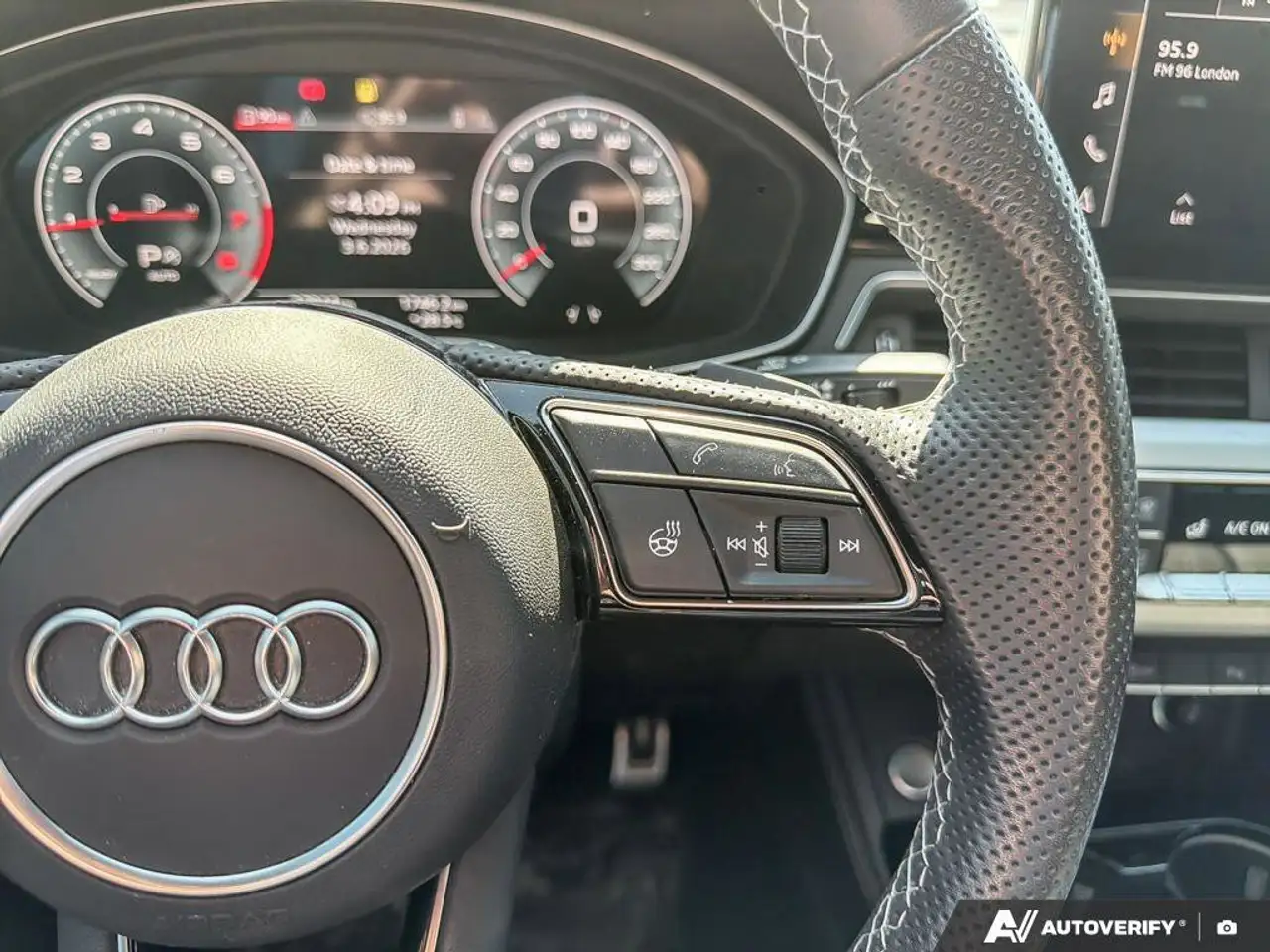 Audi A5 photo Audi A5