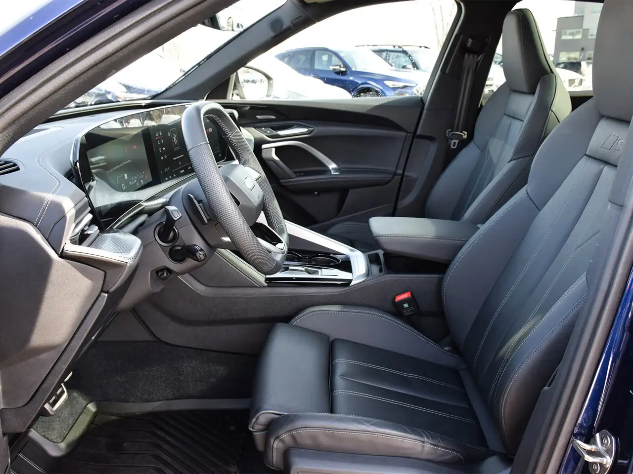 Audi Q5 photo Audi Q5