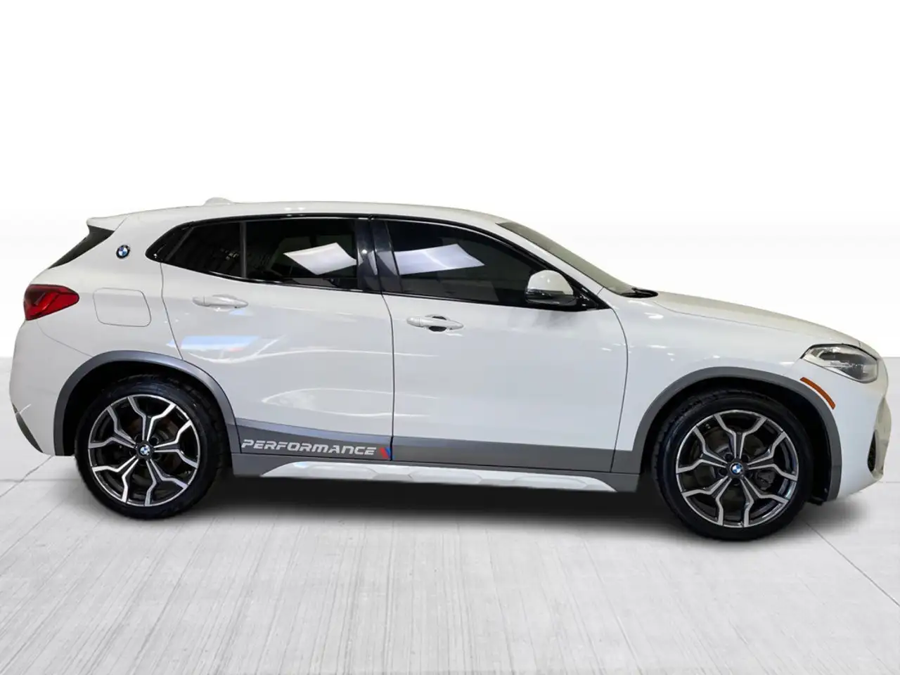 BMW X2 photo BMW X2