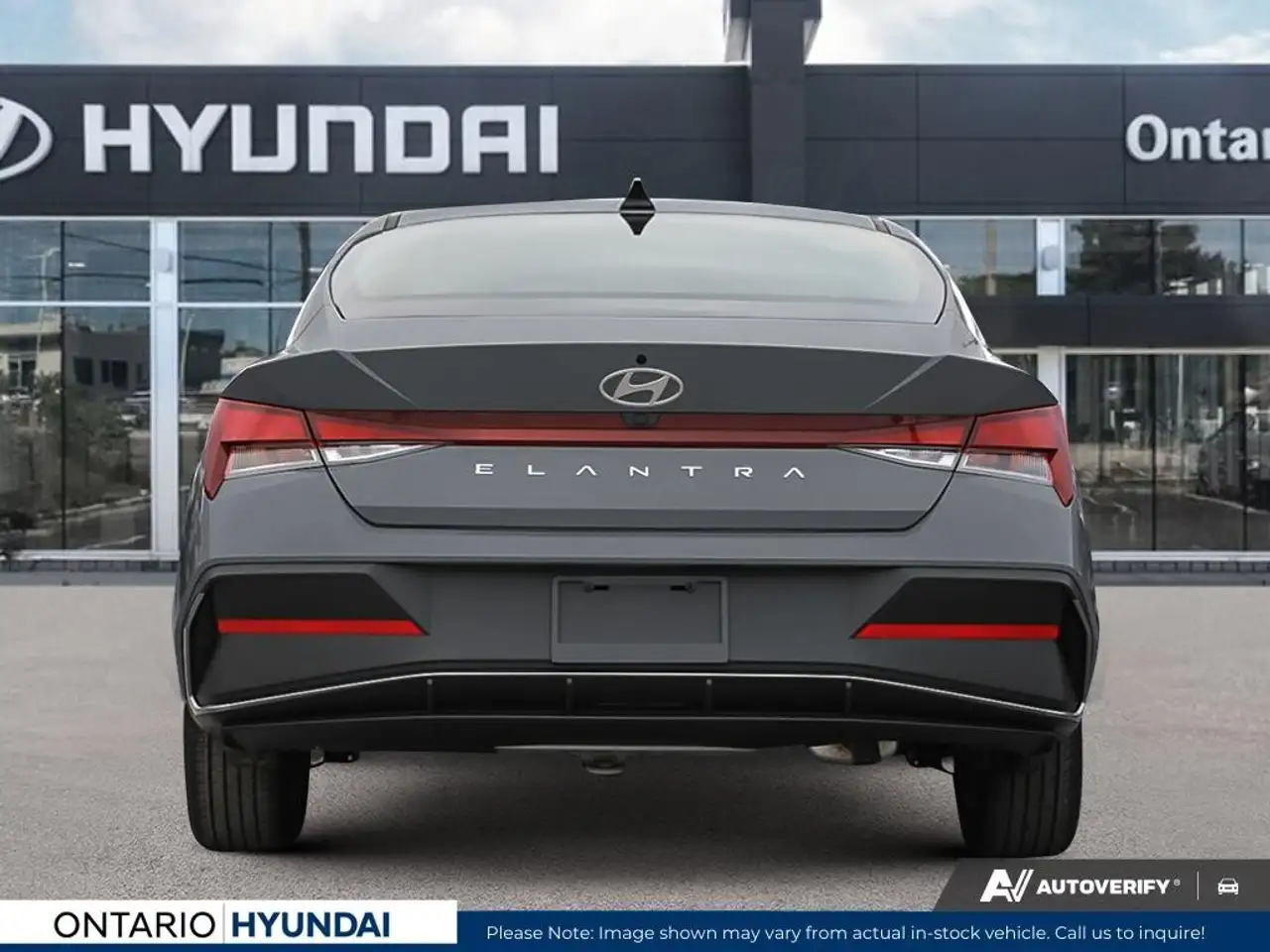 Hyundai ELANTRA снимка Hyundai ELANTRA