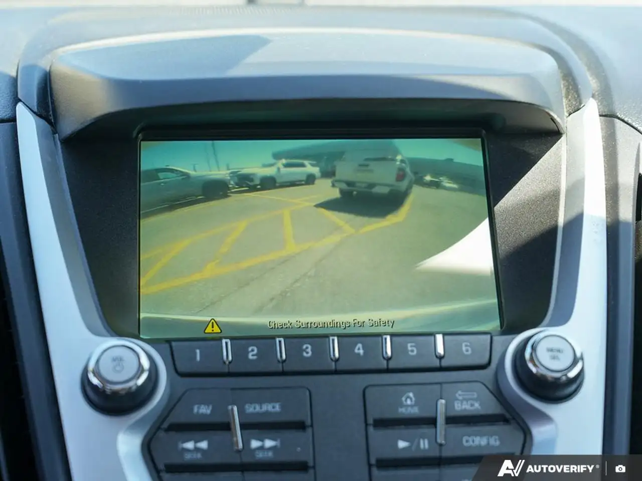 Chevrolet Equinox photo Chevrolet Equinox