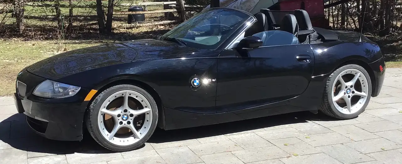 BMW Z4 photo BMW Z4