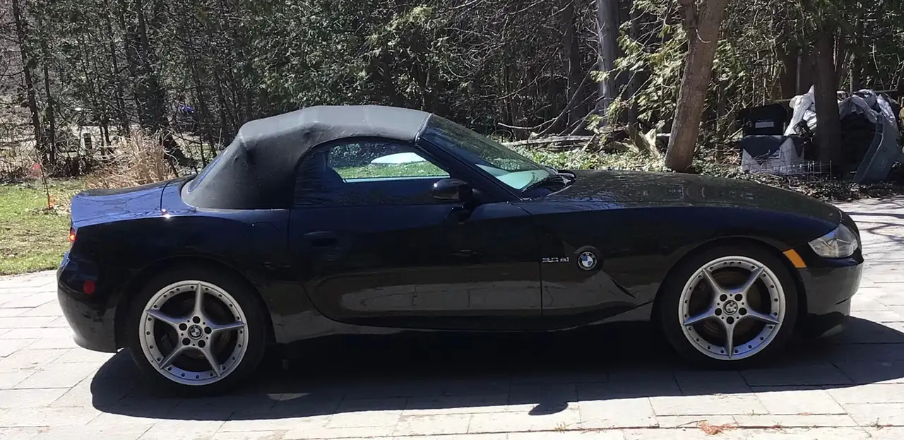 BMW Z4 photo BMW Z4