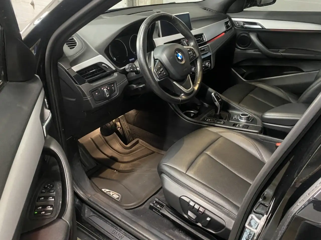 BMW X2 photo BMW X2