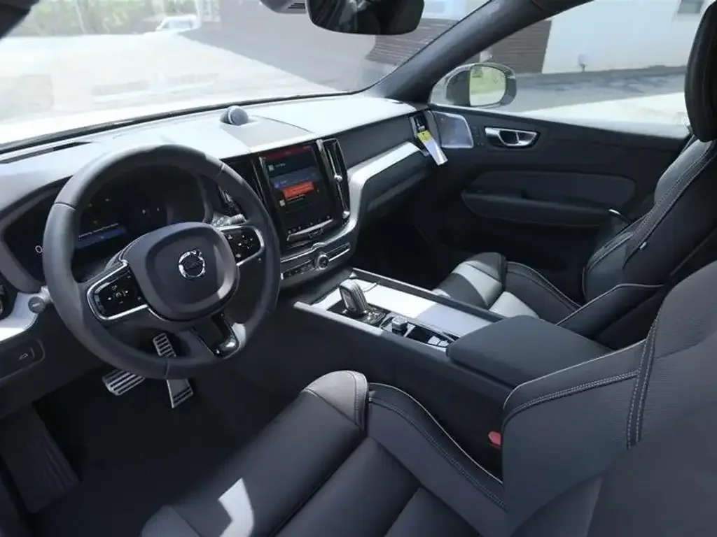 Volvo XC60 photo Volvo XC60