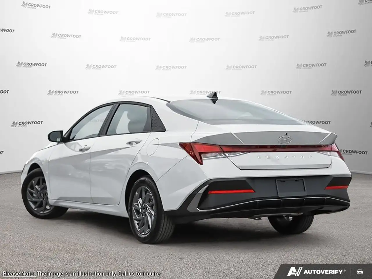 Hyundai ELANTRA снимка Hyundai ELANTRA