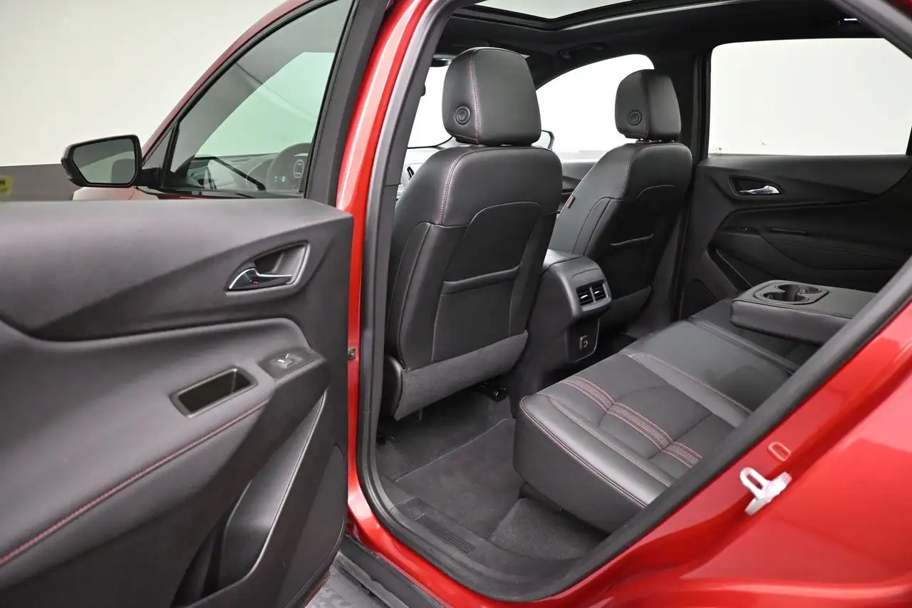 Chevrolet Equinox снимка Chevrolet Equinox