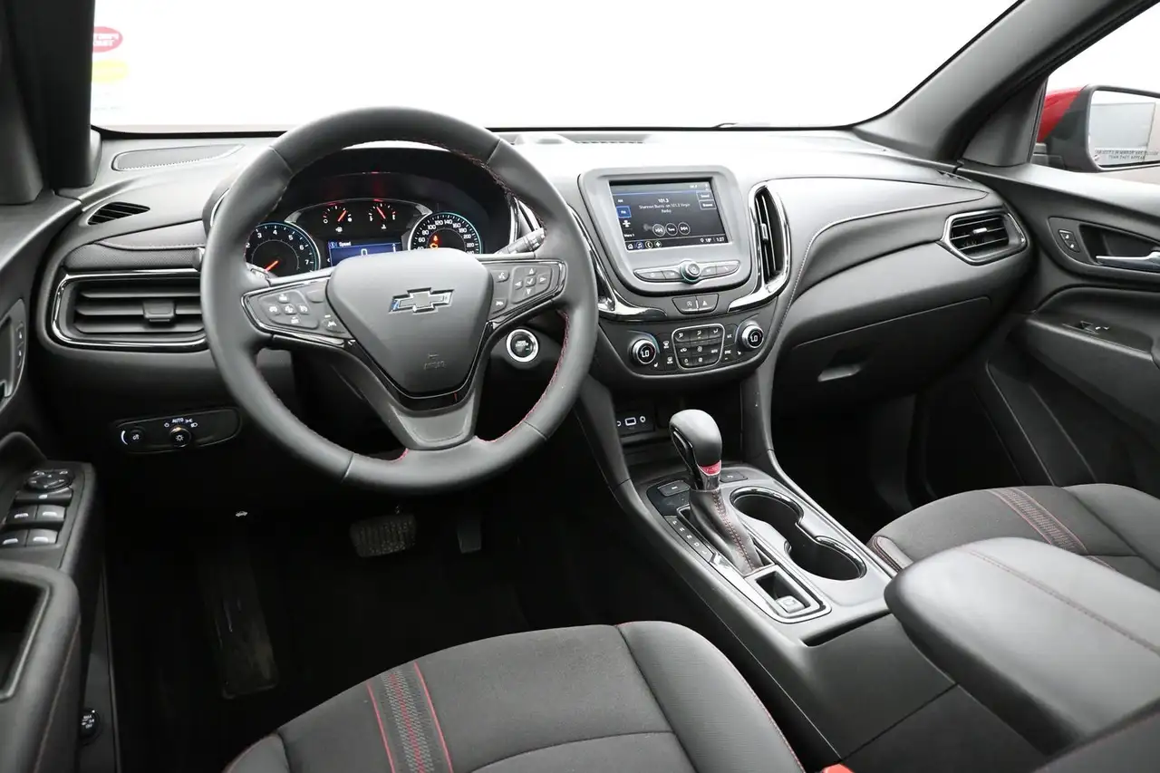 Chevrolet Equinox снимка Chevrolet Equinox