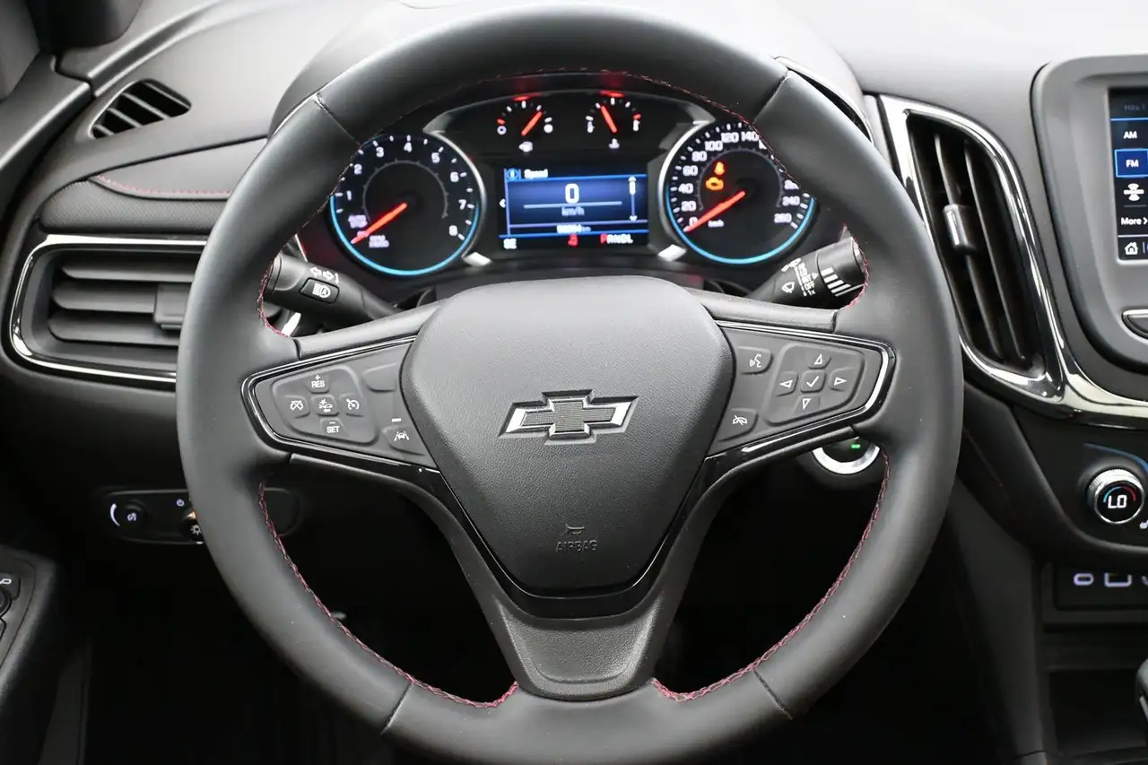Chevrolet Equinox снимка Chevrolet Equinox