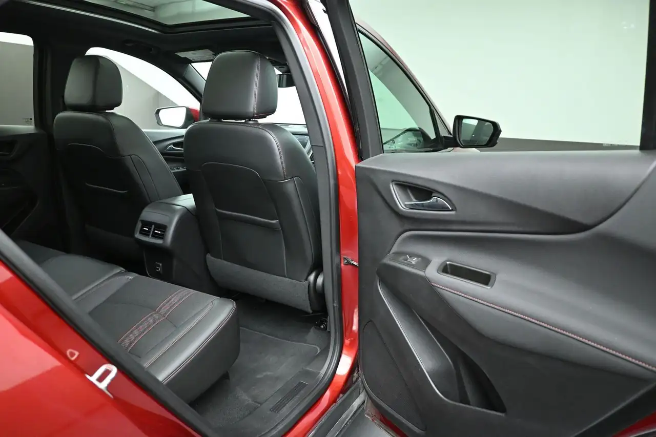 Chevrolet Equinox снимка Chevrolet Equinox