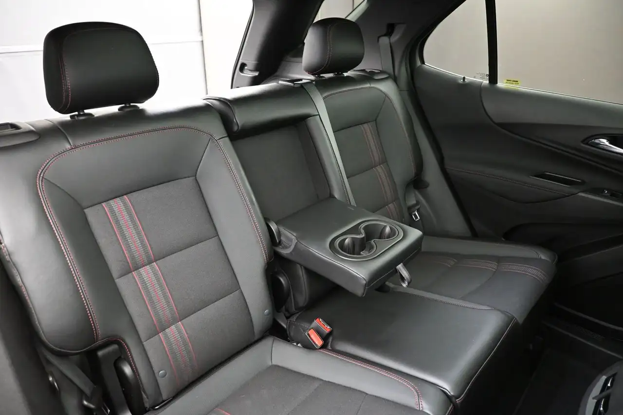 Chevrolet Equinox снимка Chevrolet Equinox