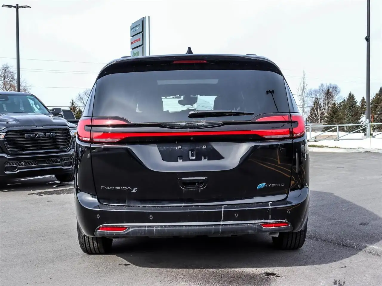 Chrysler Pacifica fotografie Chrysler Pacifica