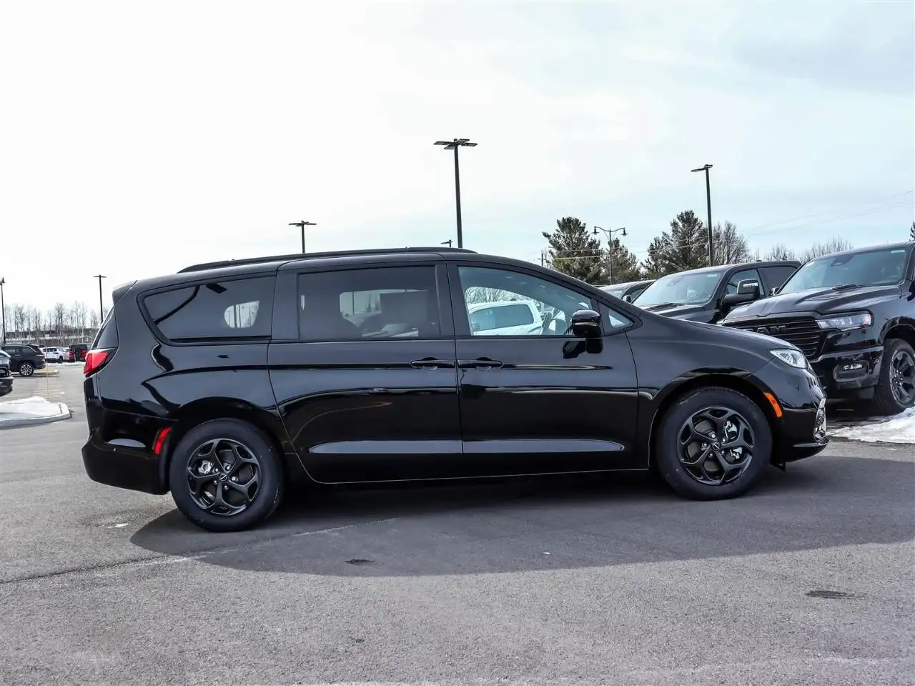 Chrysler Pacifica fotografie Chrysler Pacifica