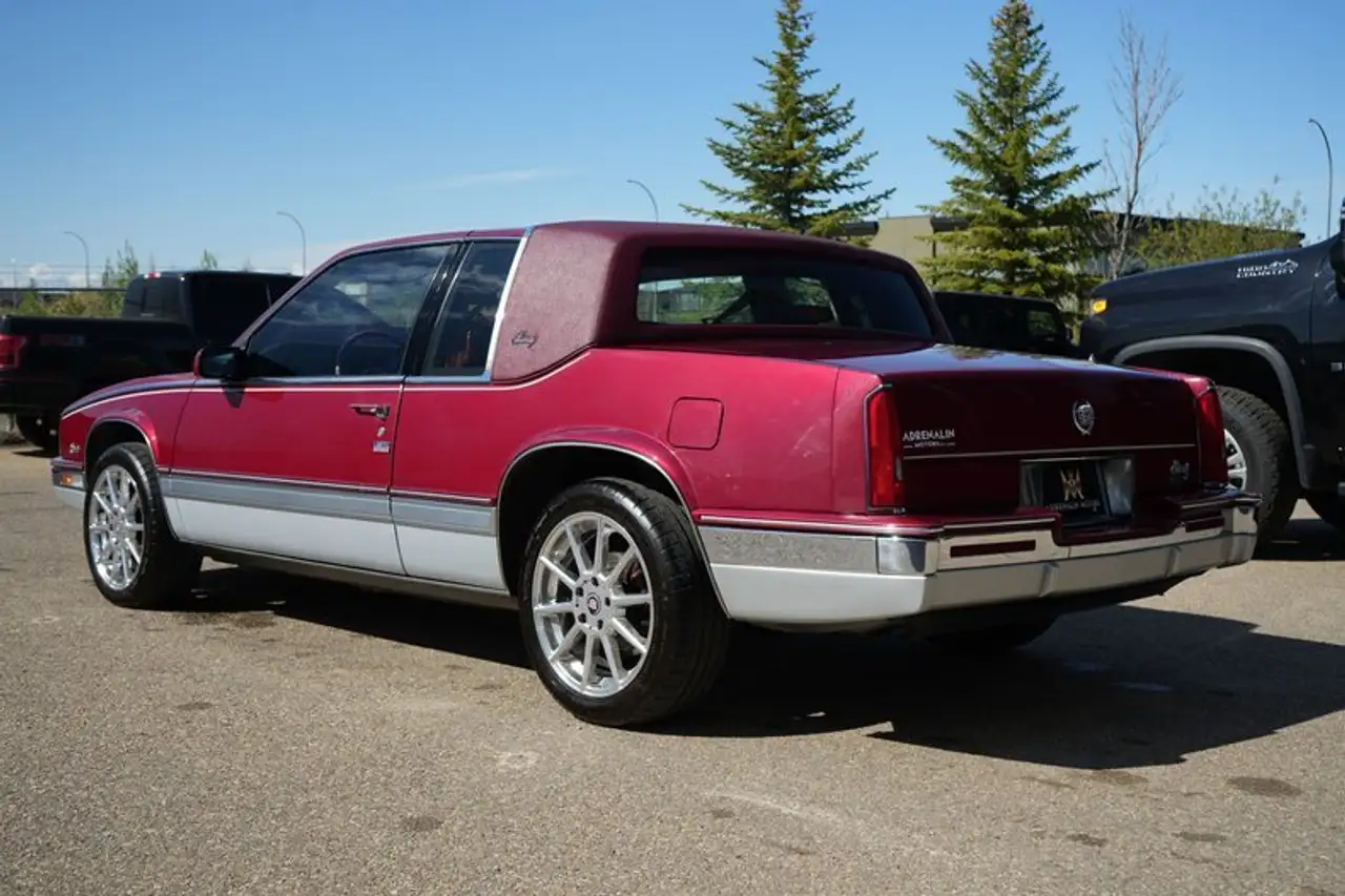 Cadillac Eldorado снимка Cadillac Eldorado
