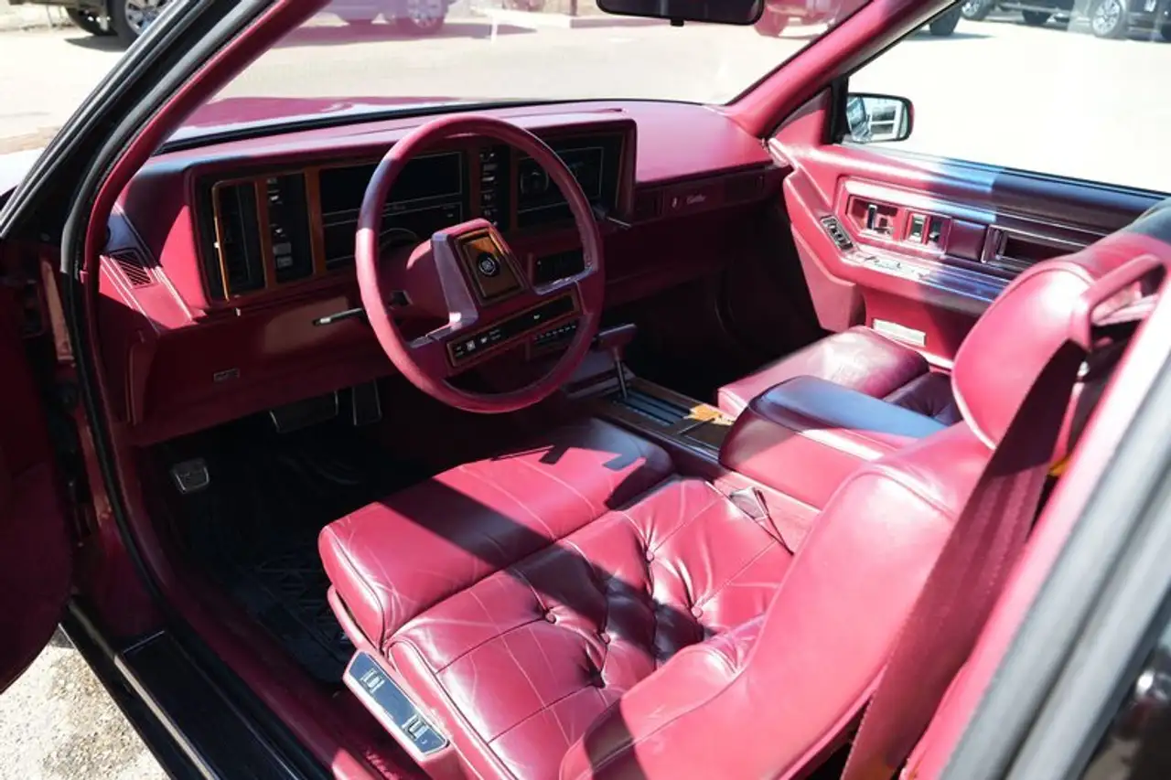 Cadillac Eldorado снимка Cadillac Eldorado