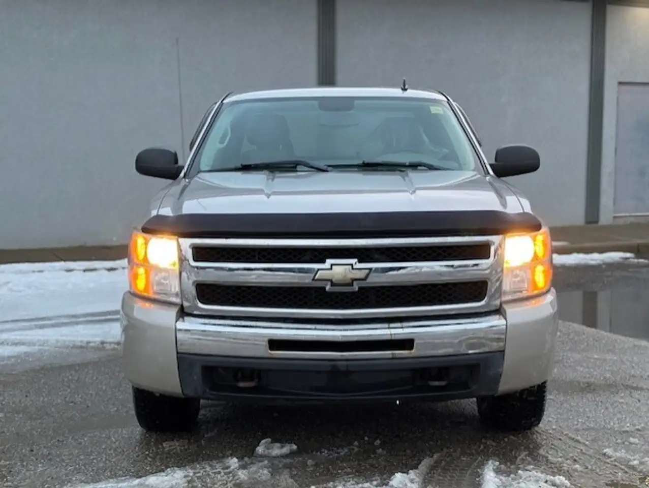 Chevrolet Silverado 1500 снимка Chevrolet Silverado 1500