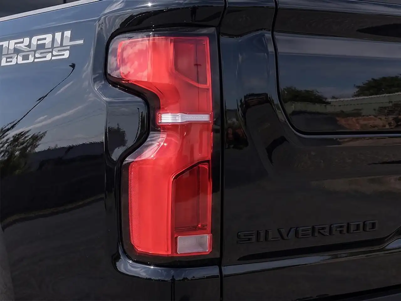 Chevrolet Silverado 2500 снимка Chevrolet Silverado 2500