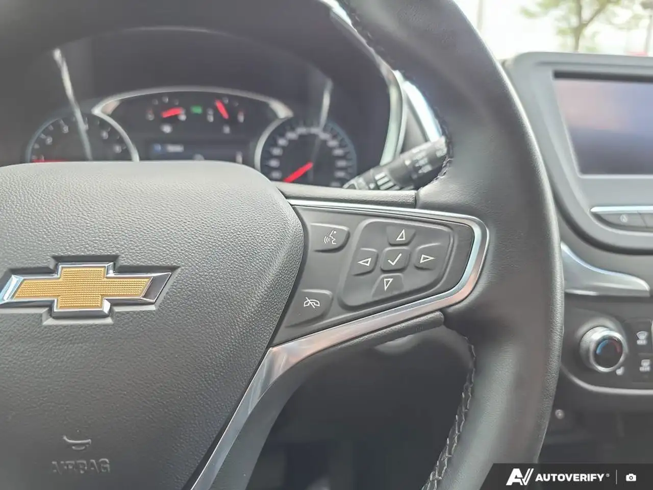 Chevrolet Equinox снимка Chevrolet Equinox