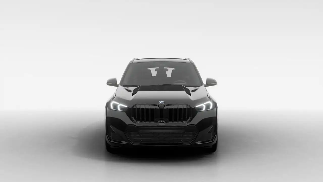 BMW X1 снимка BMW X1