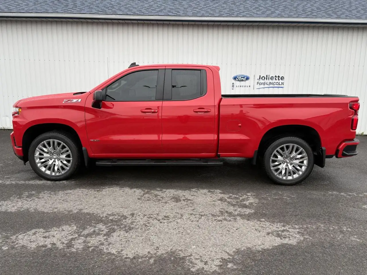 Chevrolet Silverado 1500 photo Chevrolet Silverado 1500