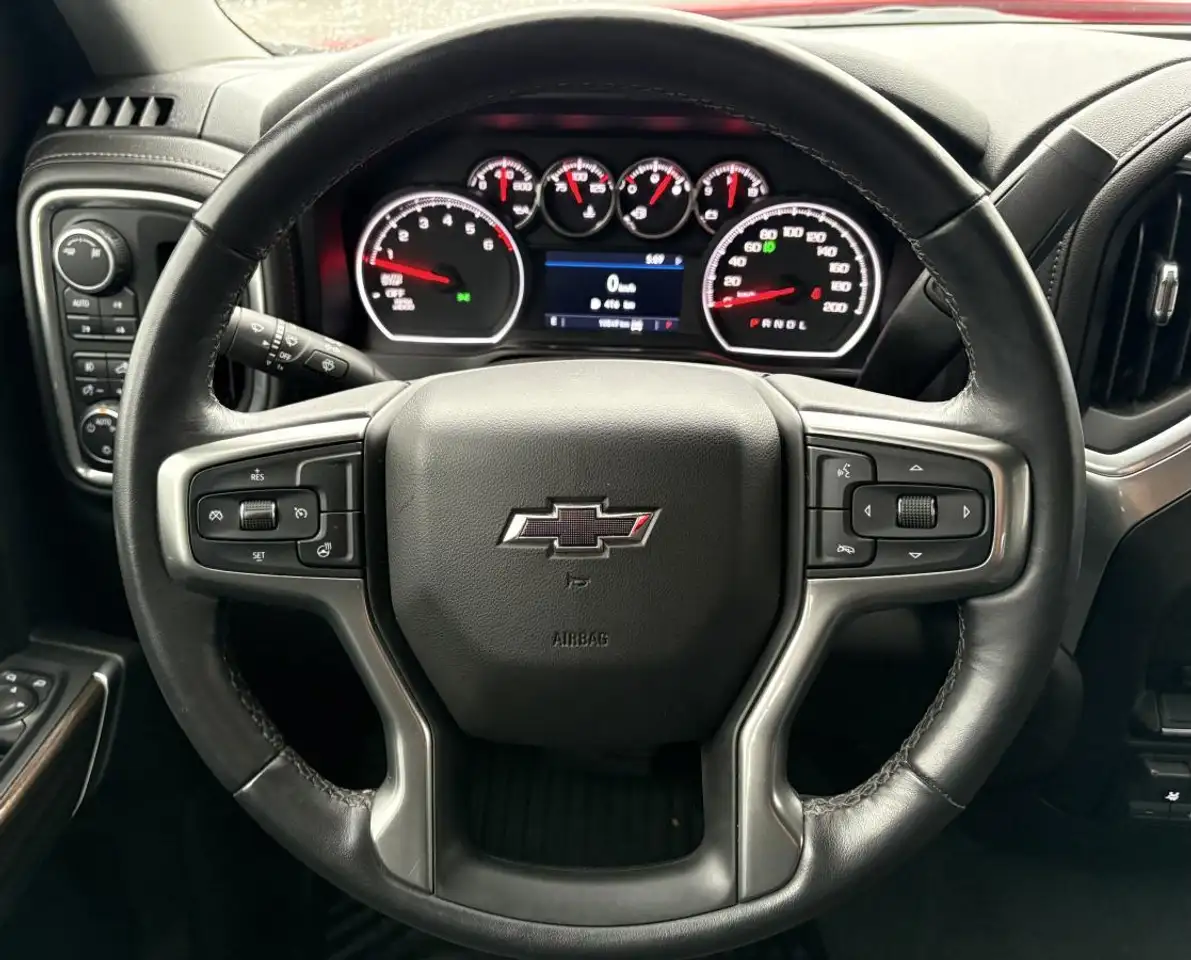 Chevrolet Silverado 1500 photo Chevrolet Silverado 1500