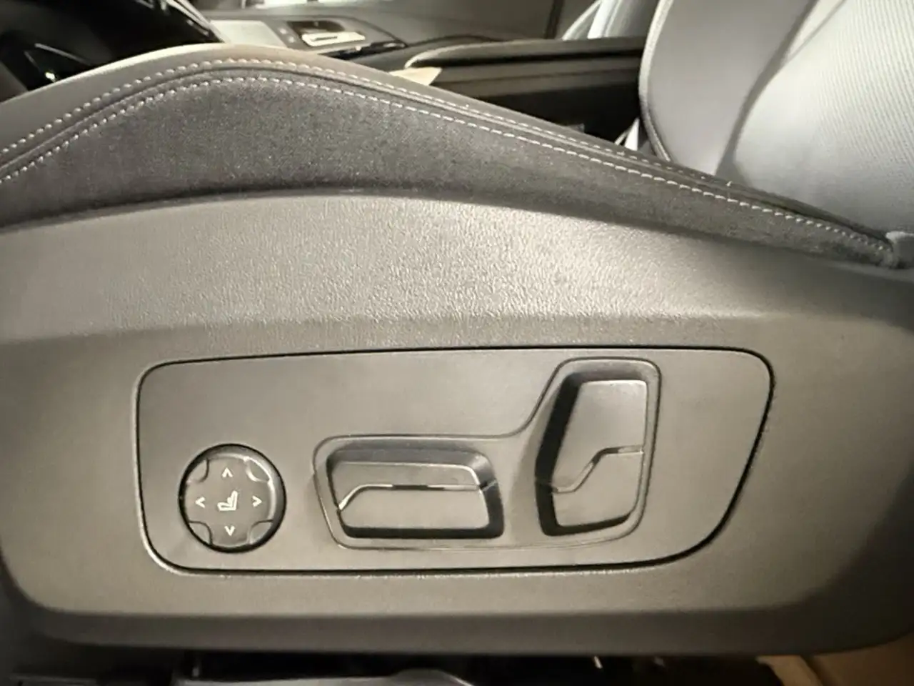 BMW X2 photo BMW X2