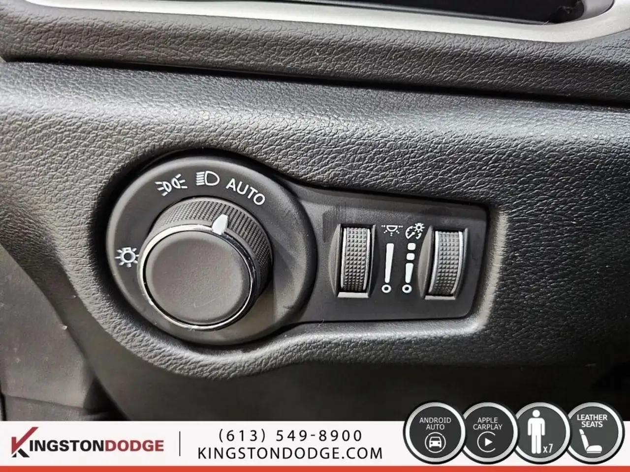 Chrysler Grand Caravan fotografie Chrysler Grand Caravan