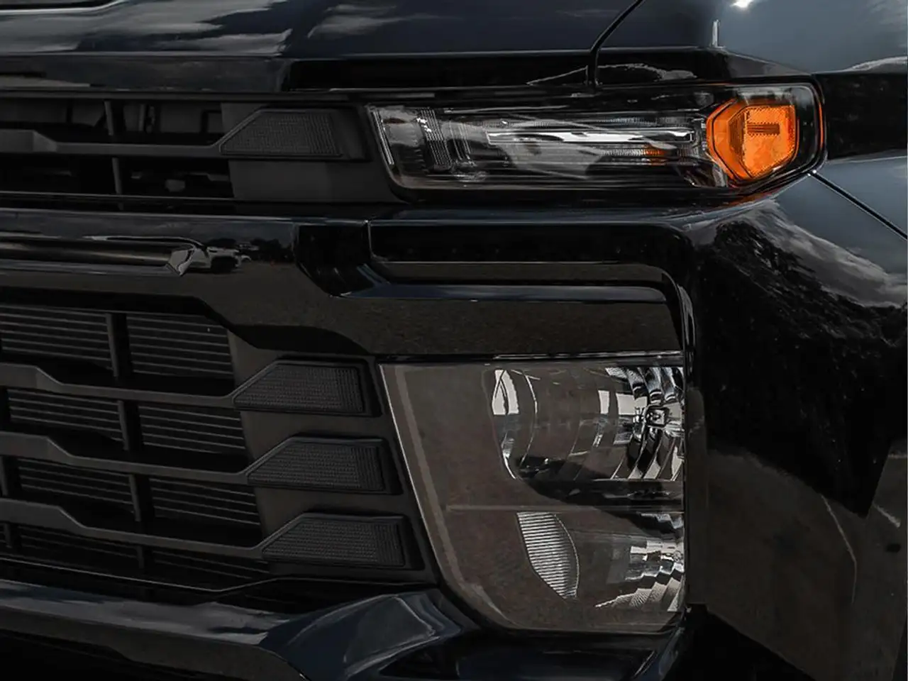Chevrolet Silverado 2500 photo Chevrolet Silverado 2500