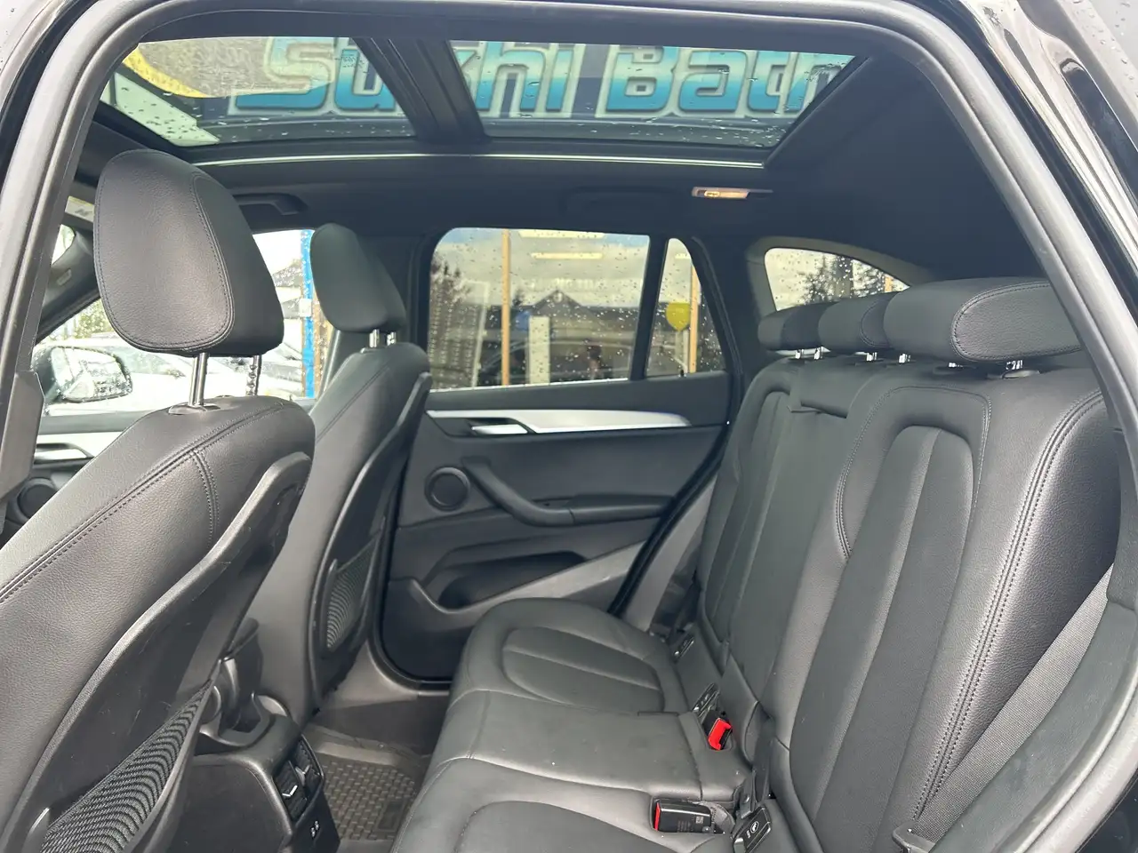 BMW X1 снимка BMW X1