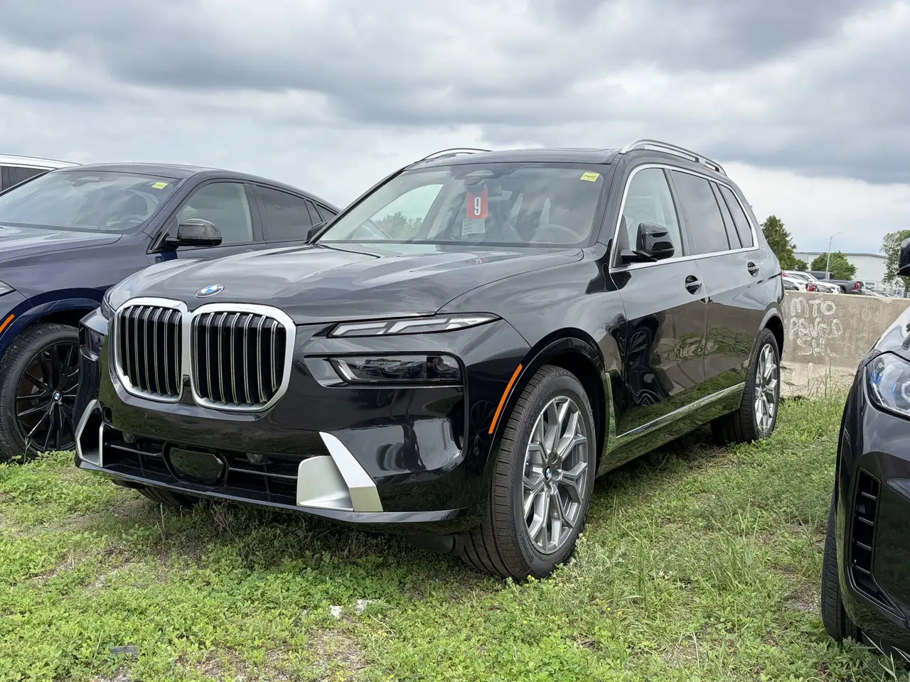 2027 BMW X7