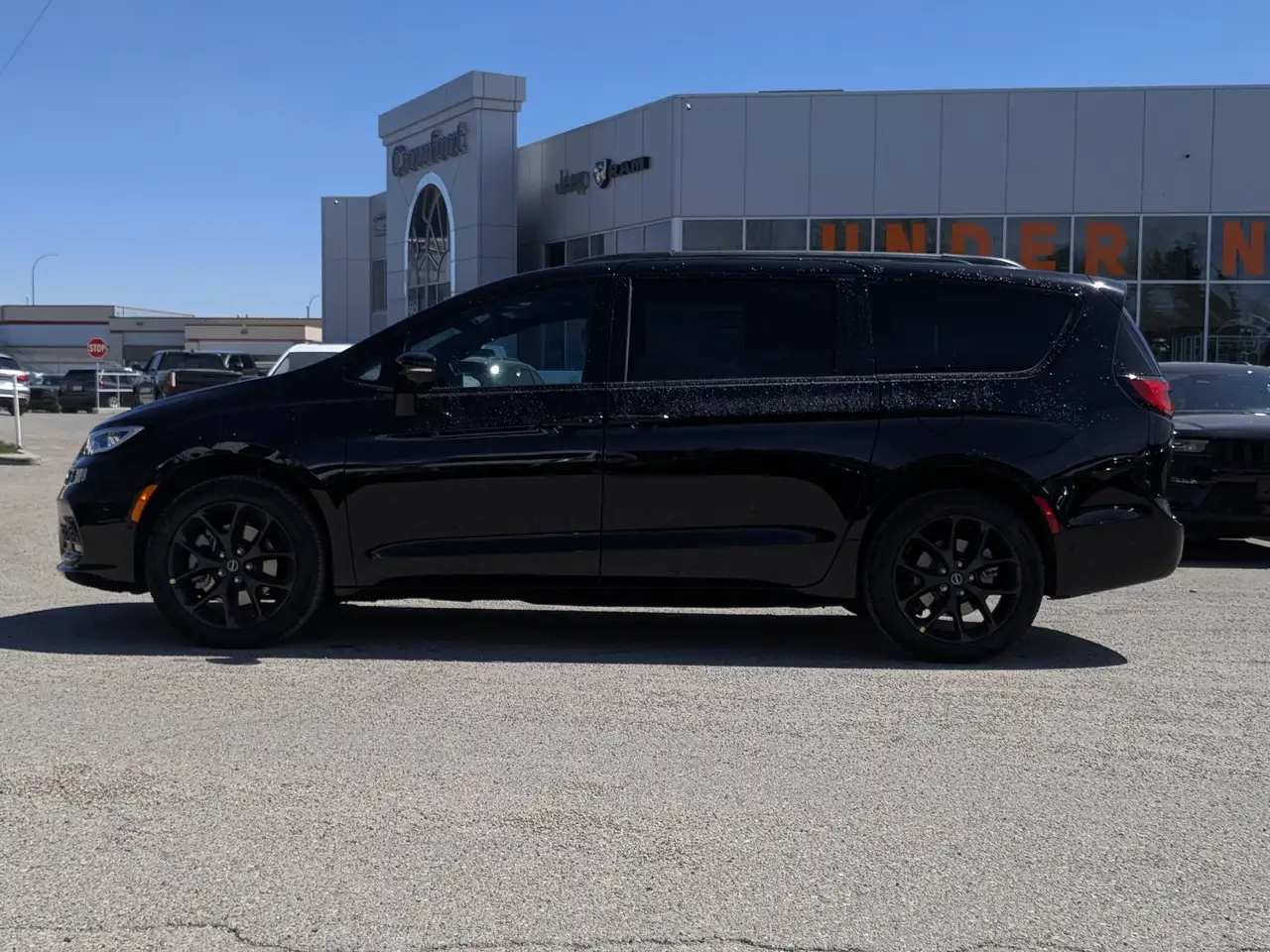 Chrysler Pacifica photo Chrysler Pacifica
