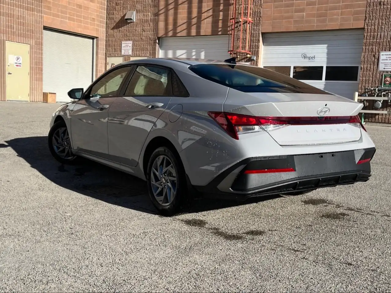 Hyundai ELANTRA fotografie Hyundai ELANTRA
