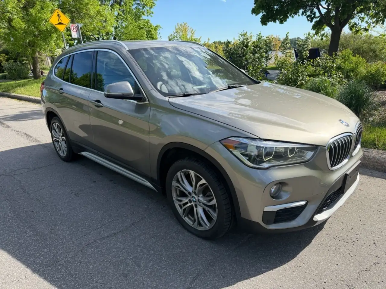 BMW X1 снимка BMW X1