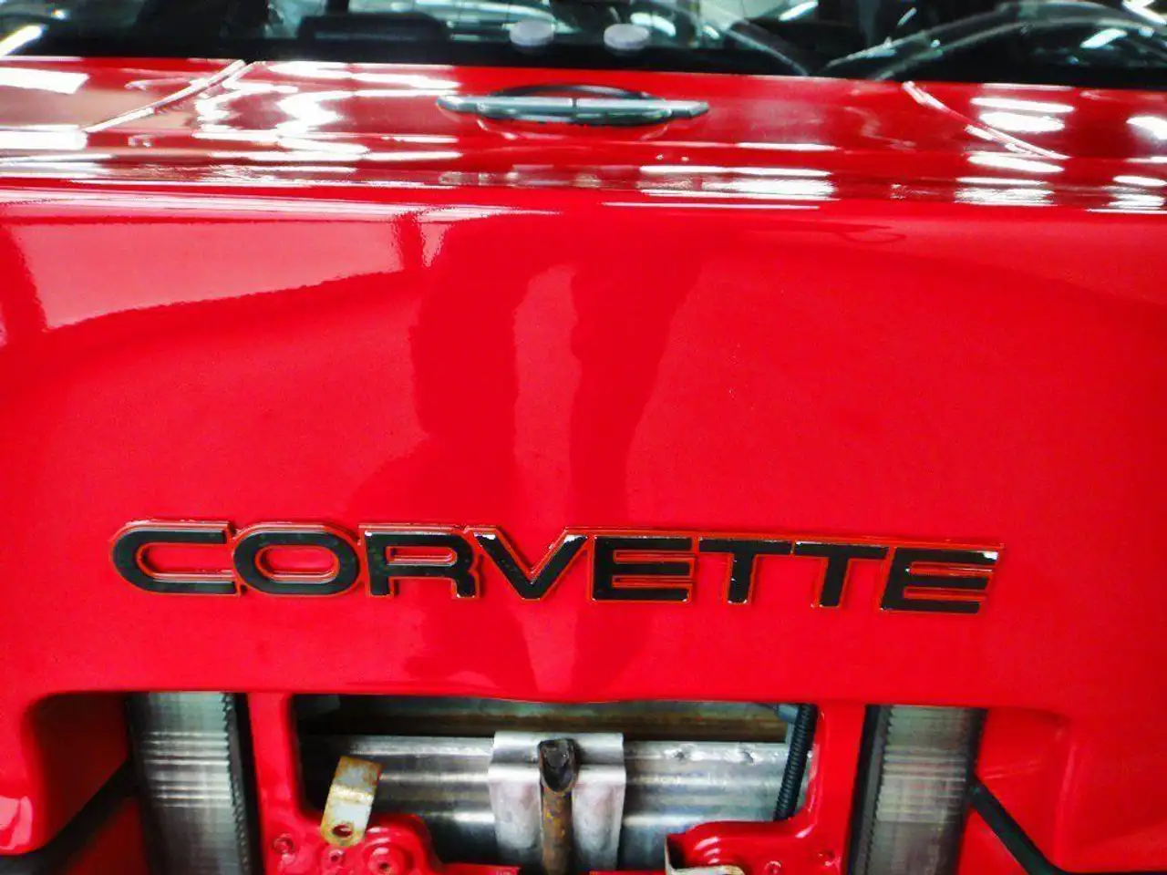 Chevrolet Corvette снимка Chevrolet Corvette