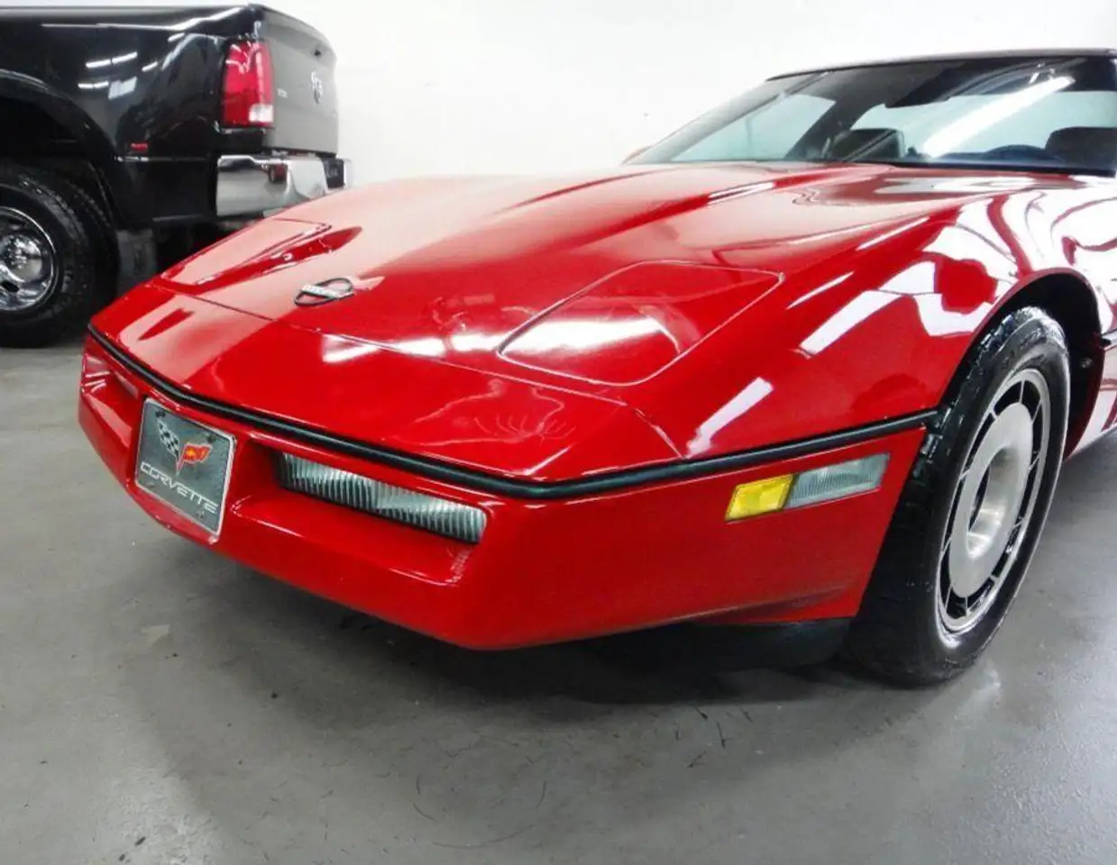 Chevrolet Corvette снимка Chevrolet Corvette