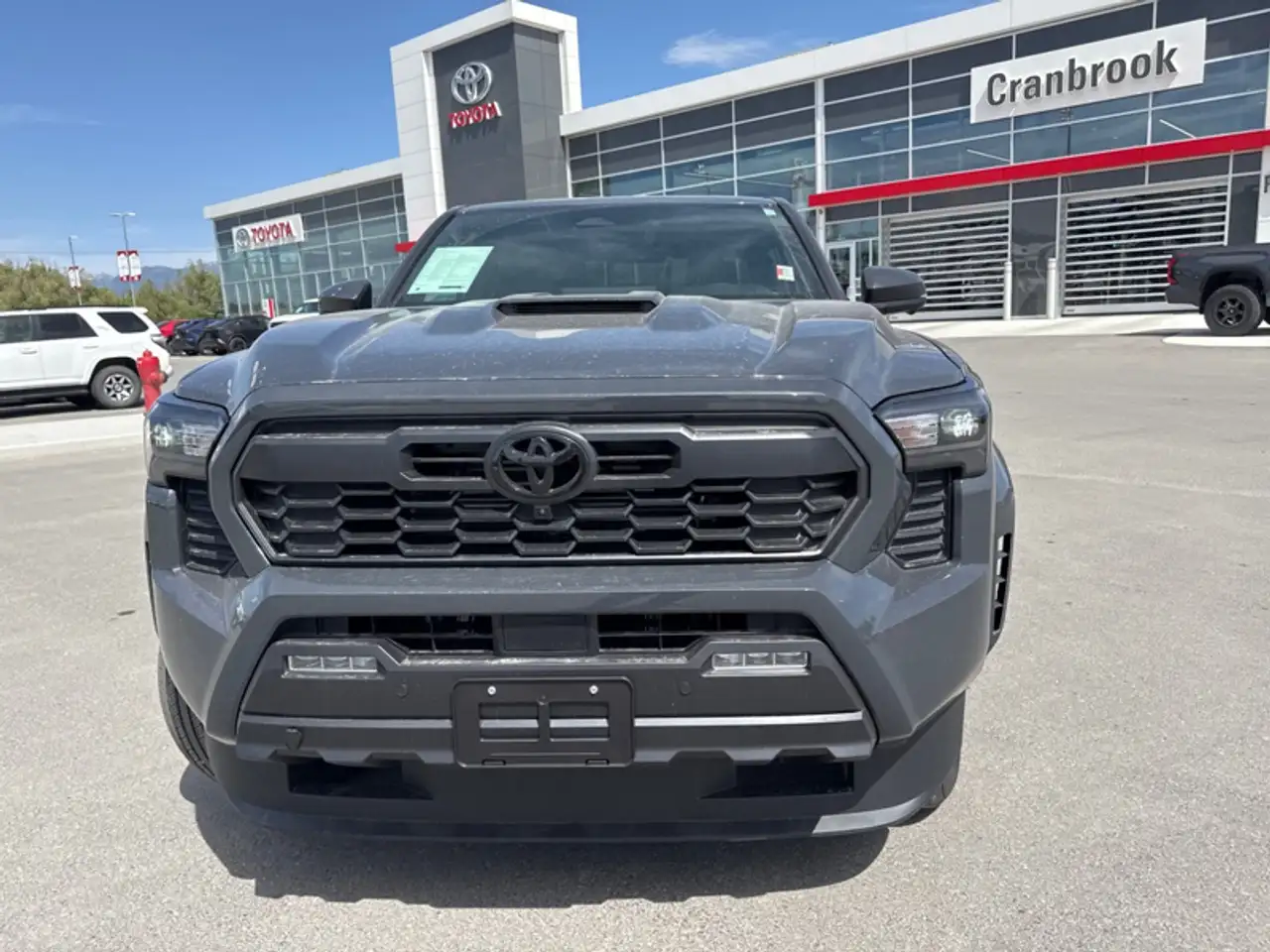 Toyota Tacoma снимка Toyota Tacoma
