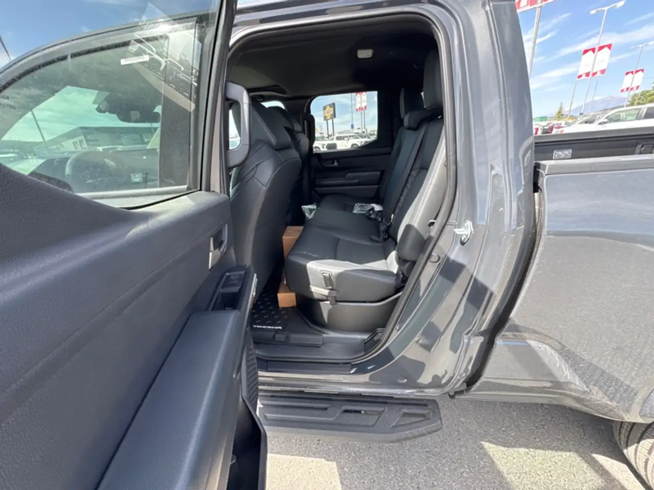 Toyota Tacoma снимка Toyota Tacoma
