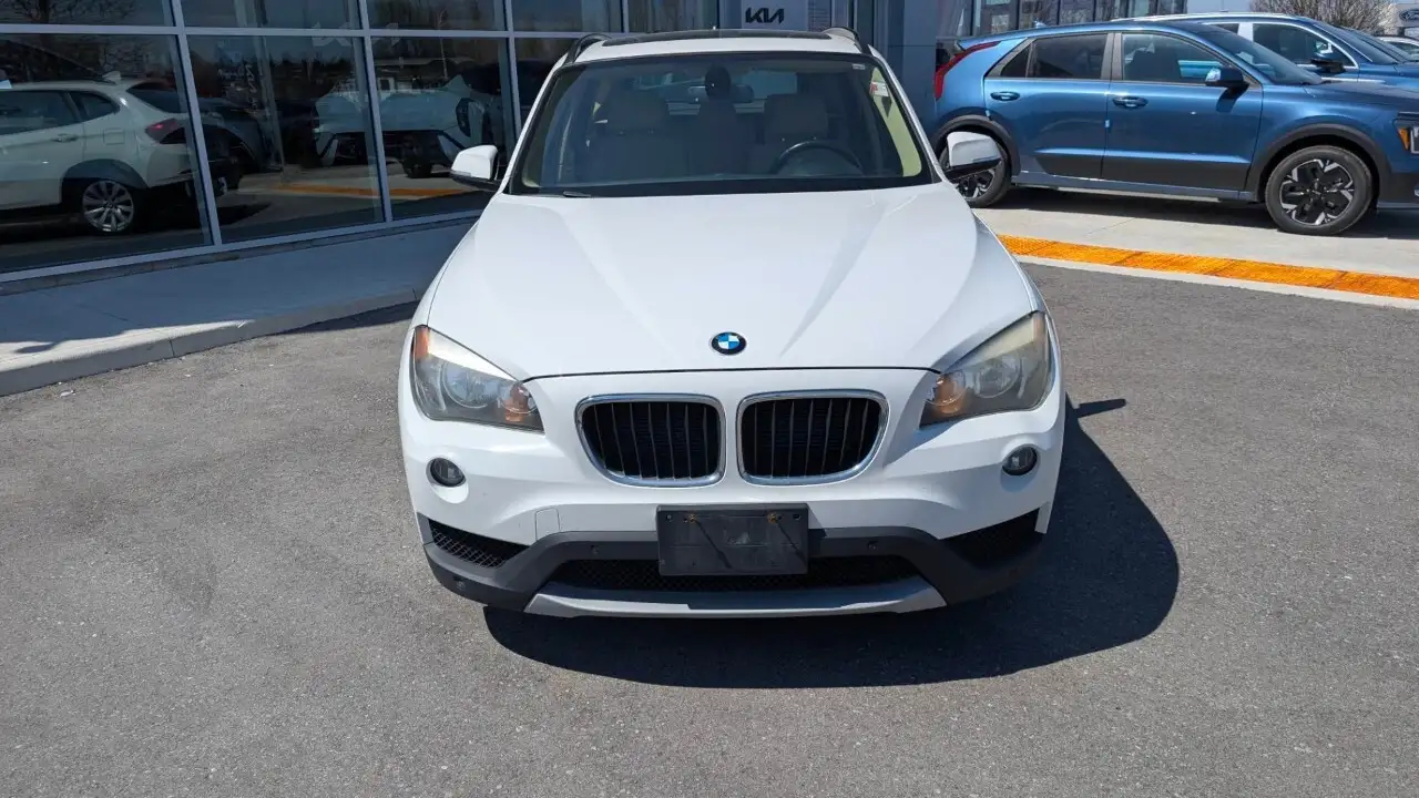 BMW X1 photo BMW X1