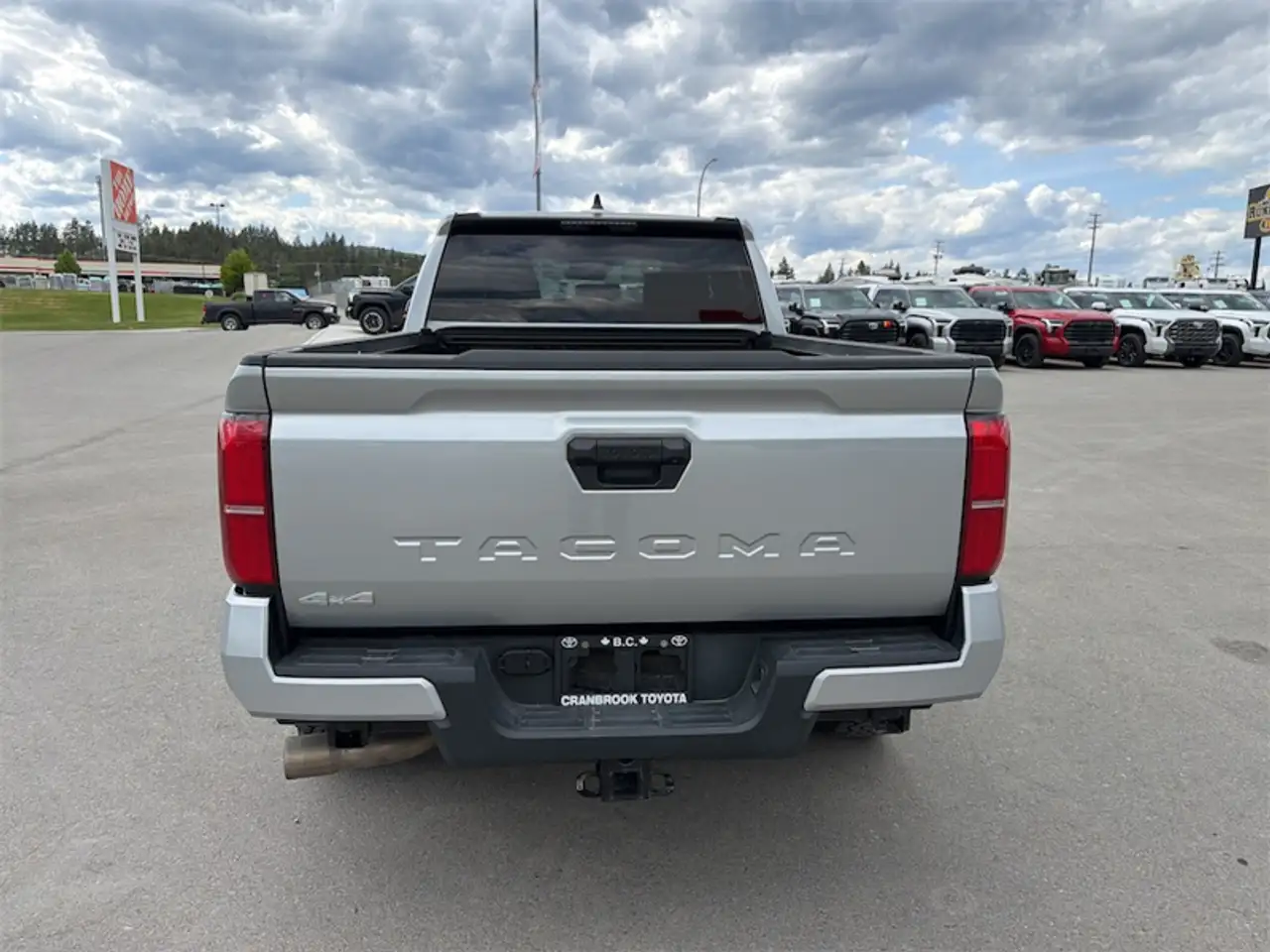 Toyota Tacoma снимка Toyota Tacoma