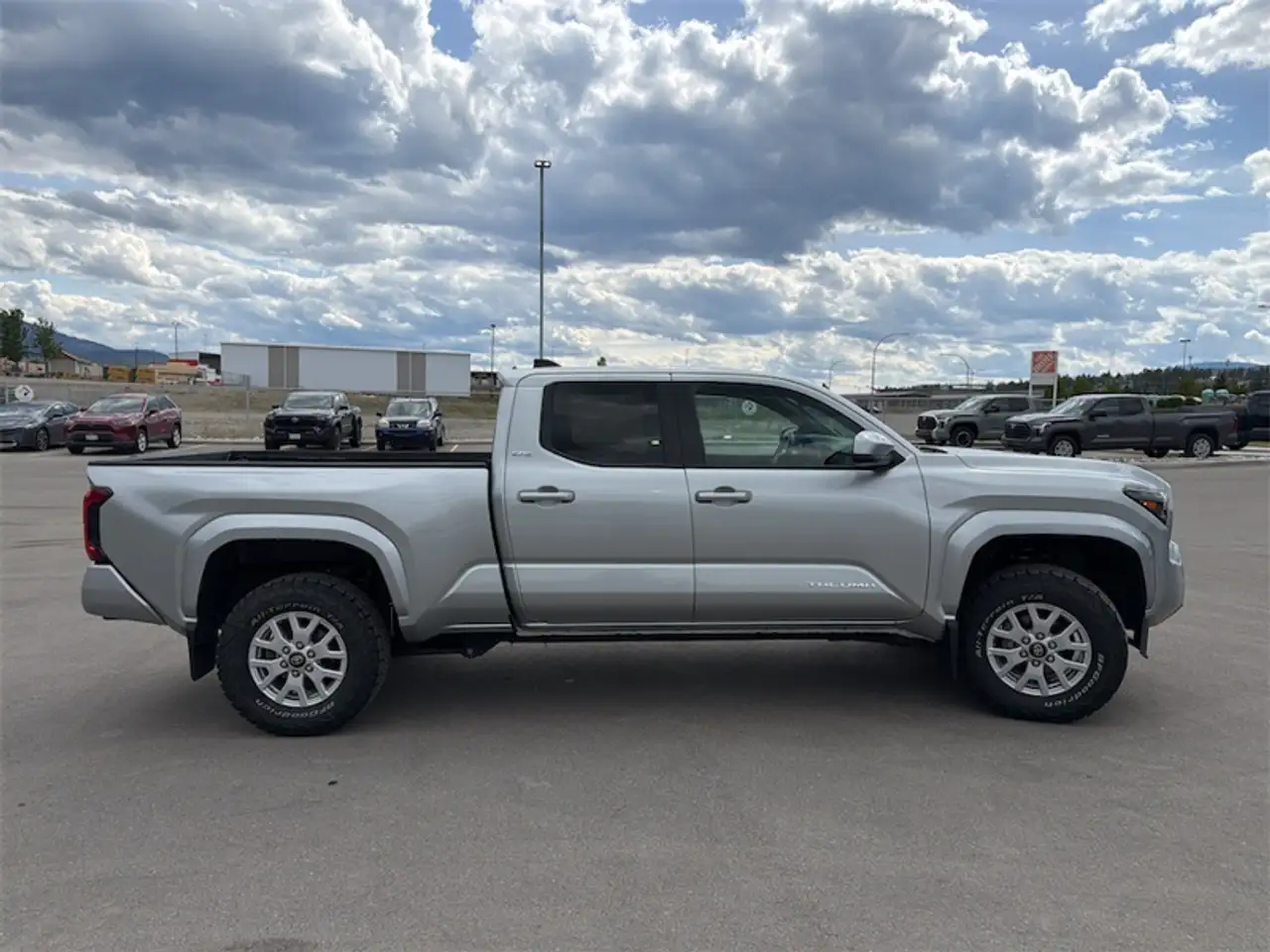 Toyota Tacoma снимка Toyota Tacoma
